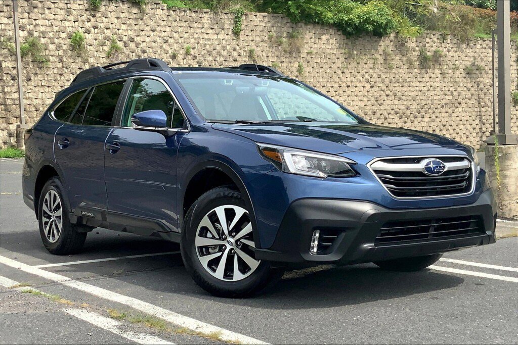 Used 2020 Subaru Outback Premium w/ Popular Package #1 AWD/4WD image 1