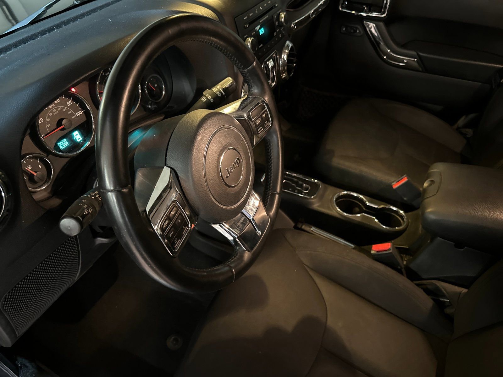 Used 2016 Jeep Wrangler Unlimited Sport w/ Quick Order Package 24S image 9