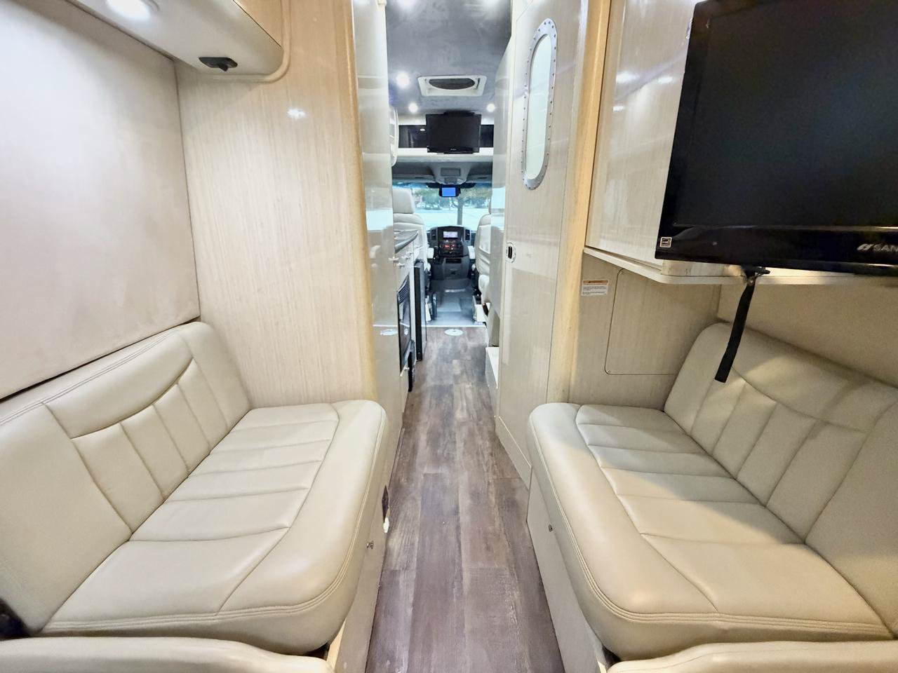 Used 2012 Mercedes-Benz Sprinter 3500 image 75