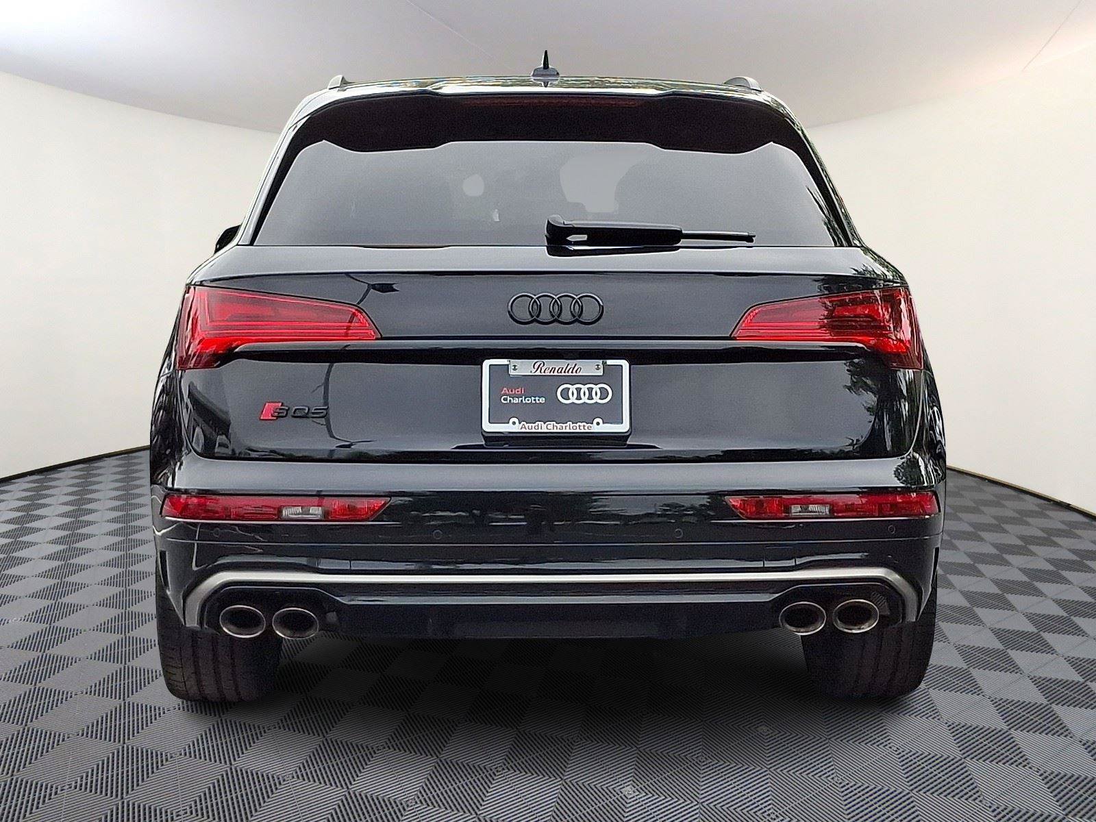 Used 2025 Audi SQ5 Premium Plus w/ Premium Plus Package AWD/4WD image 5