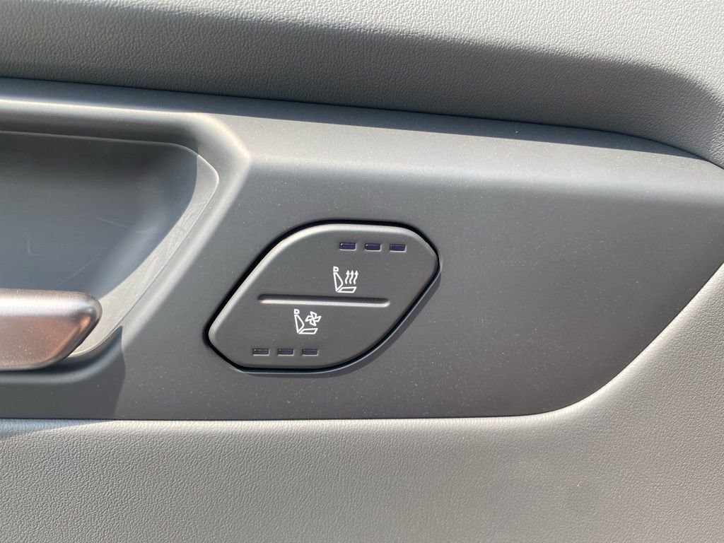 New 2026 Kia EV9 Light RWD image 32