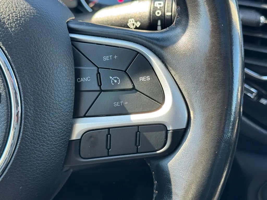 Used 2020 Jeep Compass Limited w/ Safety & Security Group image 12