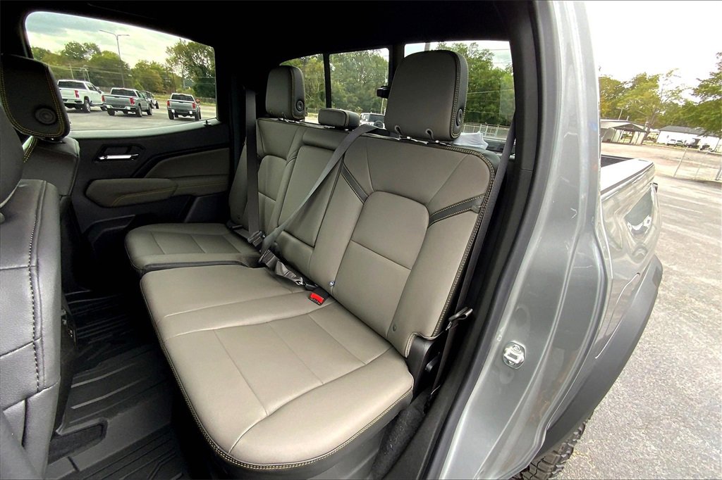 New 2026 Chevrolet Colorado ZR2 w/ Technology Package image 11