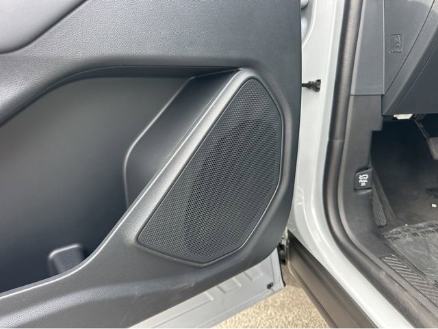 New 2026 Ford Explorer Active RWD image 36