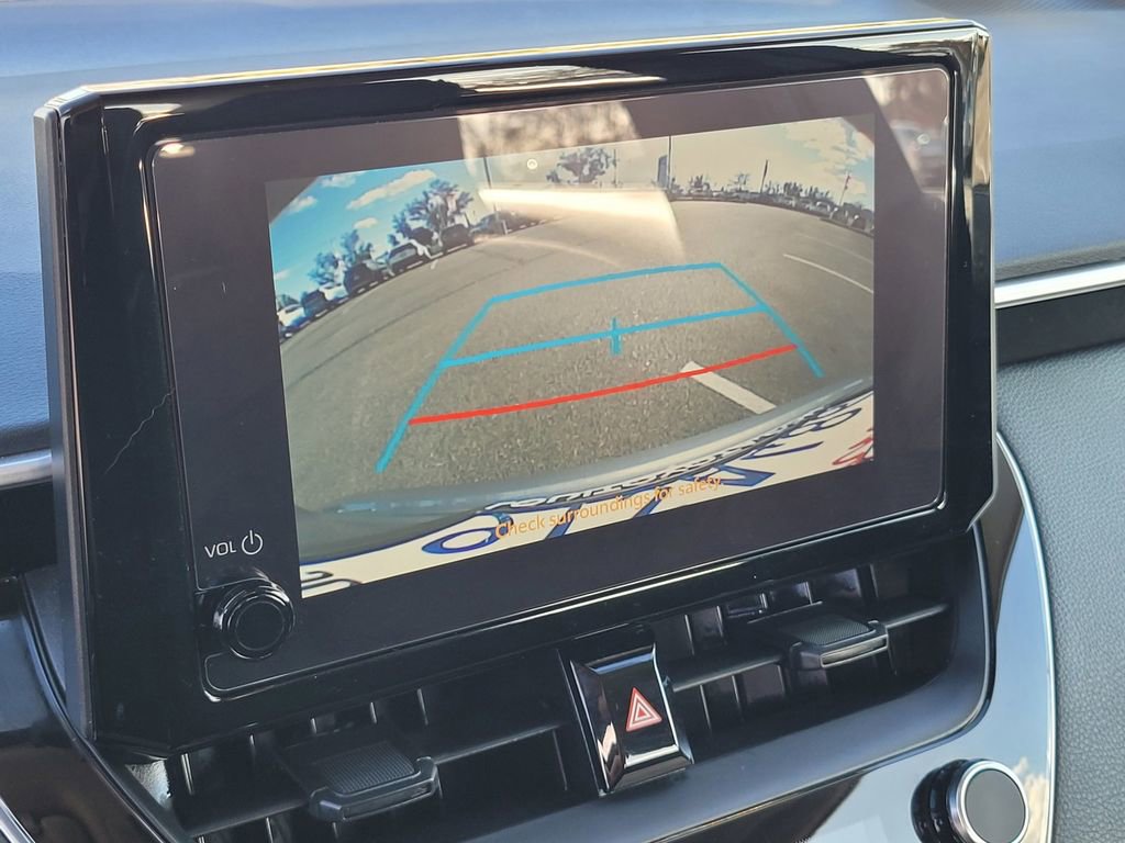 Used 2025 Toyota Corolla LE image 24