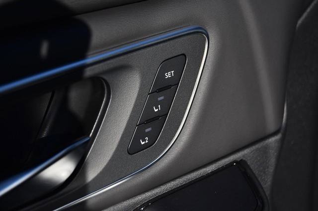 New 2026 Nissan Rogue Platinum w/ Platinum Premium Package AWD/4WD image 10