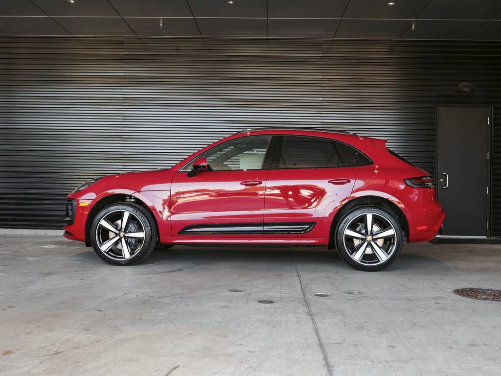 Certified 2026 Porsche Macan Turbo AWD/4WD image 2