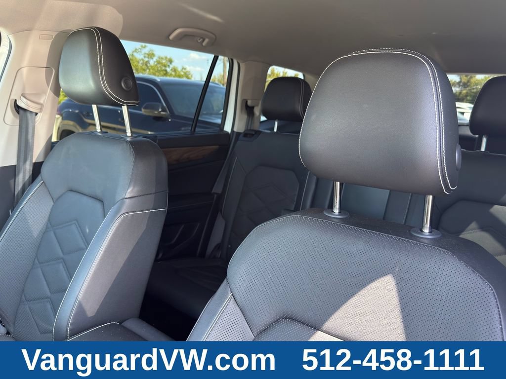 Used 2024 Volkswagen Atlas SE w/ Black Wheel Package FWD image 15