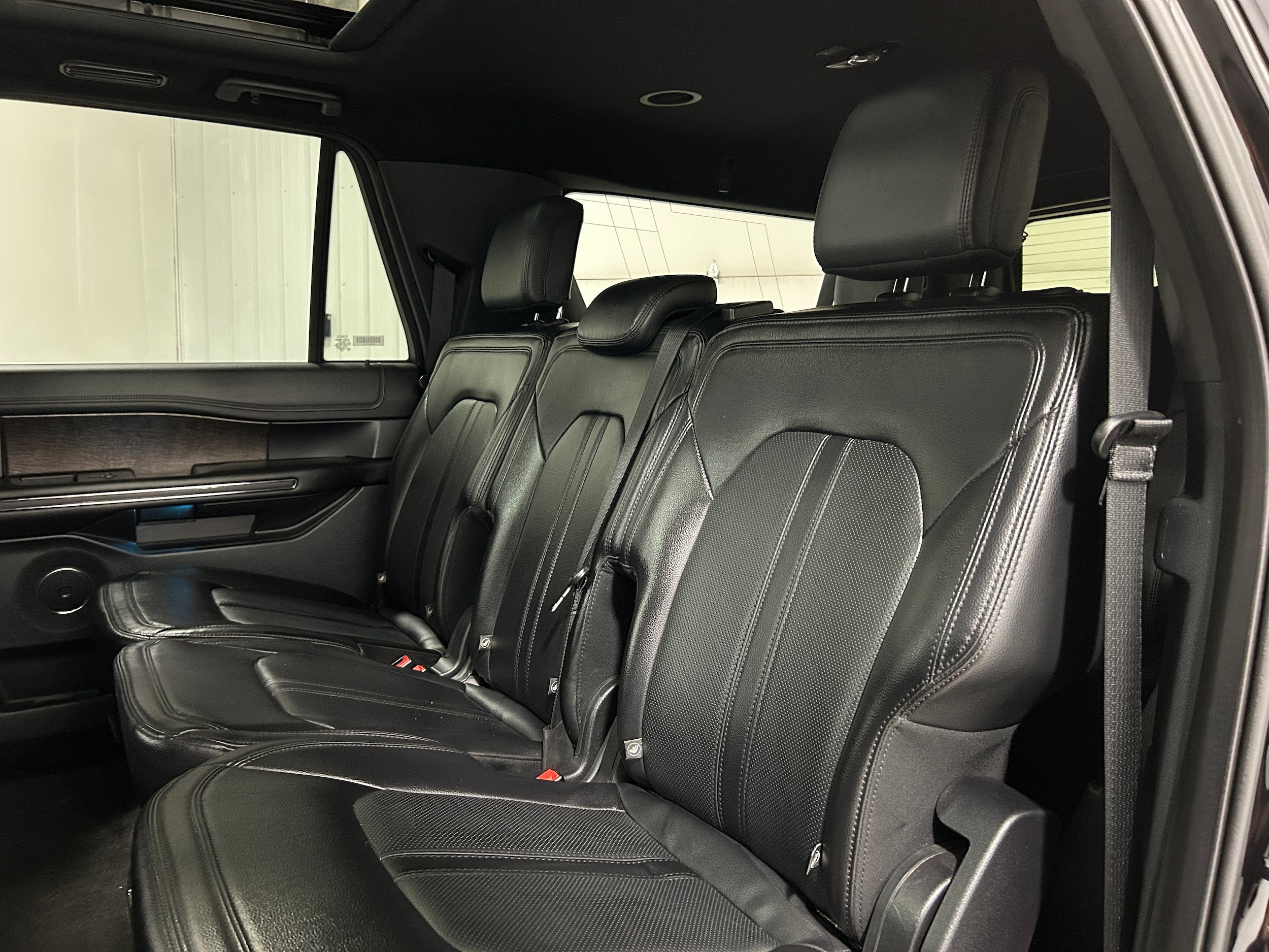 Used 2021 Ford Expedition Max Limited AWD/4WD image 30