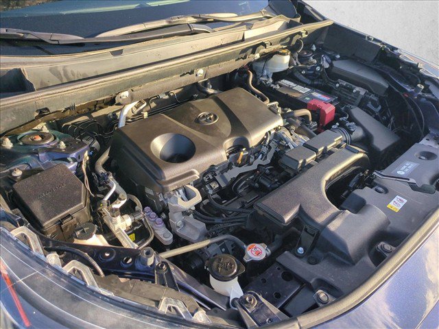 Used 2021 Toyota RAV4 XLE FWD image 22