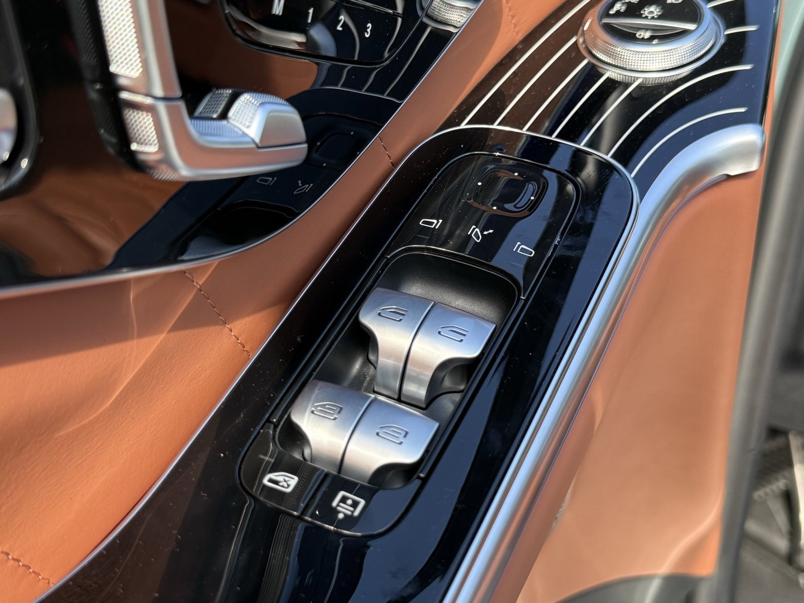 New 2026 Mercedes-Benz S 580 4MATIC Sedan image 16