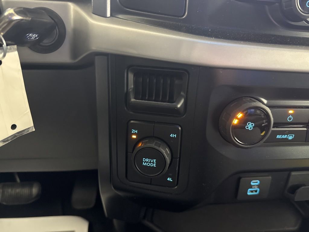 Used 2022 Ford F150 XLT image 26