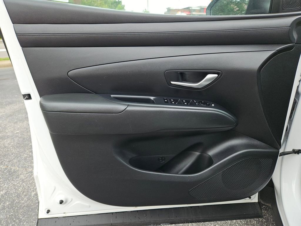 Used 2025 Hyundai Santa Cruz SEL FWD image 14