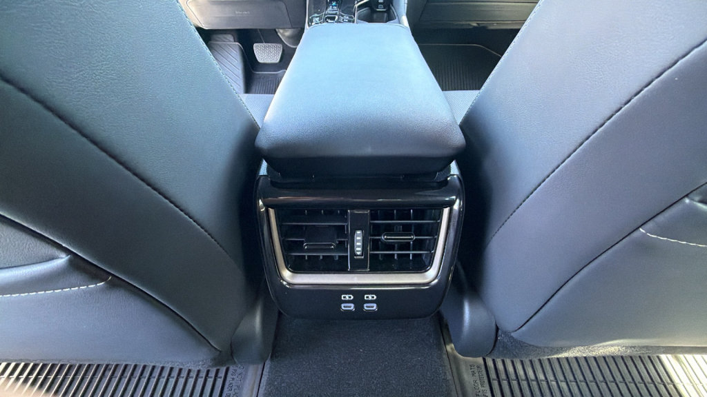 Certified 2026 Toyota Crown AWD/4WD image 25