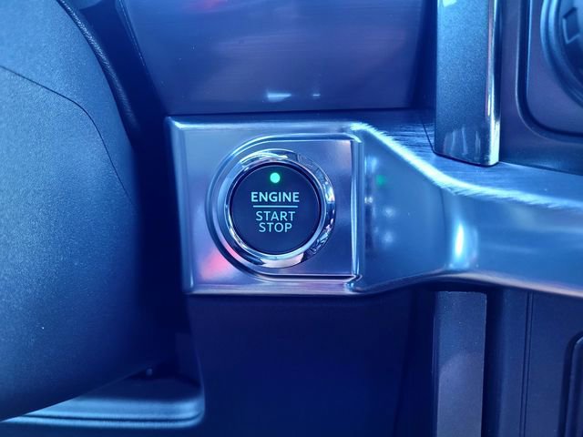 Certified 2021 Ford F150 Lariat w/ Equipment Group 502A High image 20