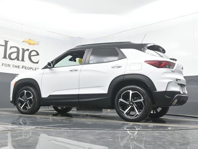 Used 2023 Chevrolet TrailBlazer RS w/ Sun and Liftgate Package image 55