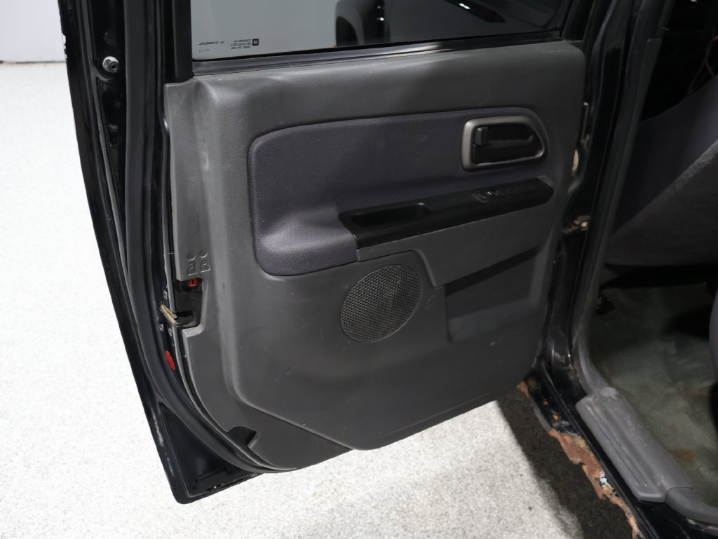Used 2005 Chevrolet Colorado LS AWD/4WD image 18