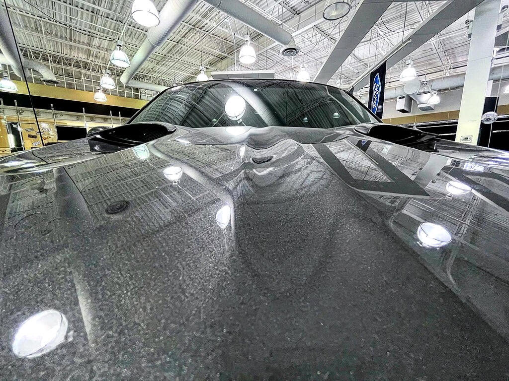 Used 2003 Ford F150 Lightning image 2