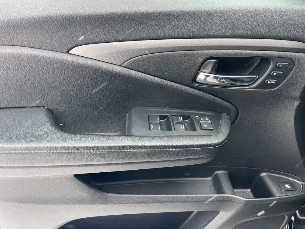 Used 2023 Honda Ridgeline RTL image 6