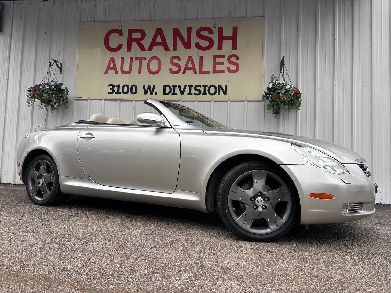Used 2005 Lexus SC 430 Convertible RWD image 3