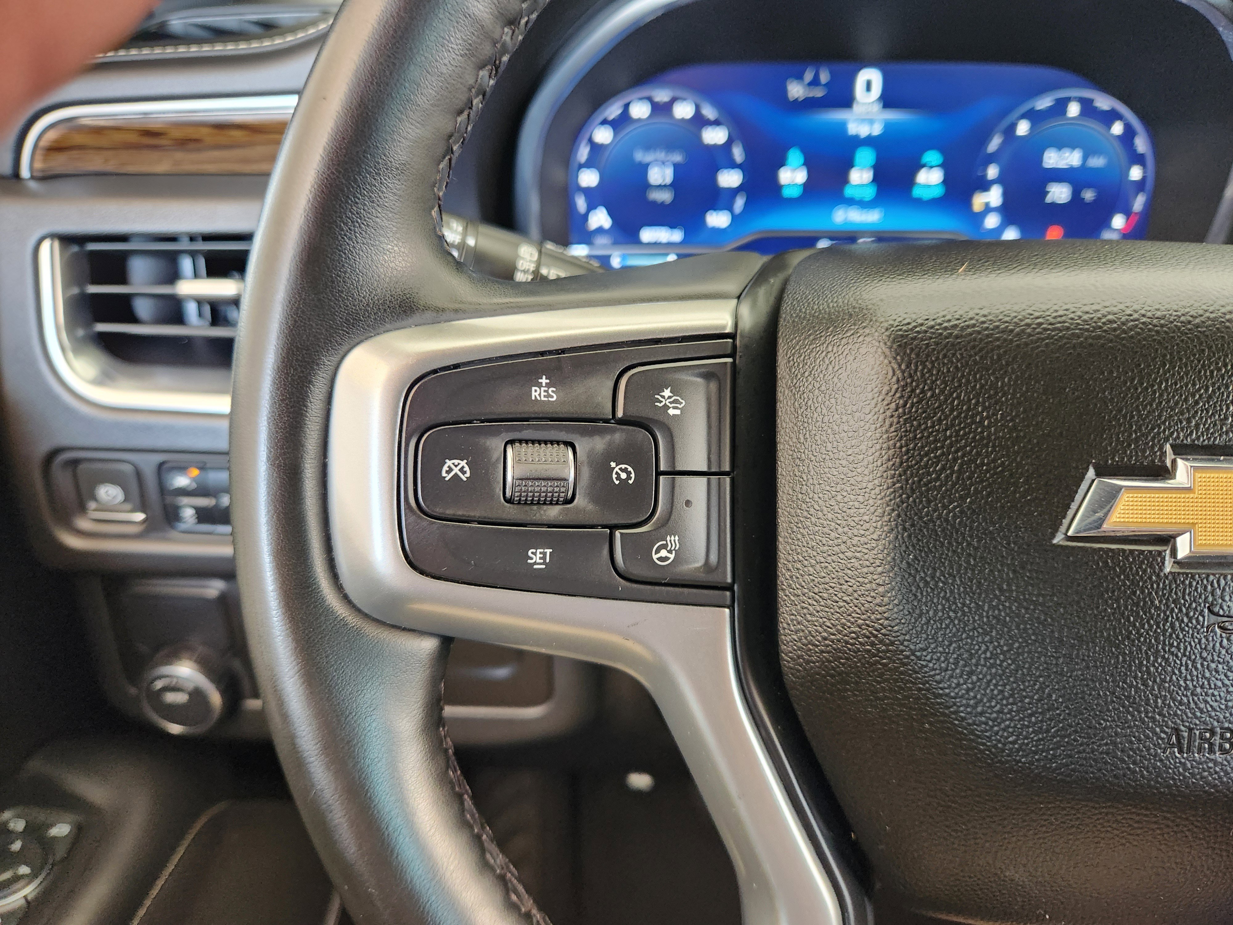Used 2023 Chevrolet Suburban Premier RWD image 30