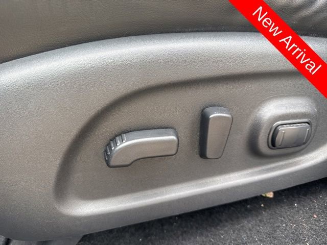 Used 2014 Nissan Pathfinder Platinum image 15