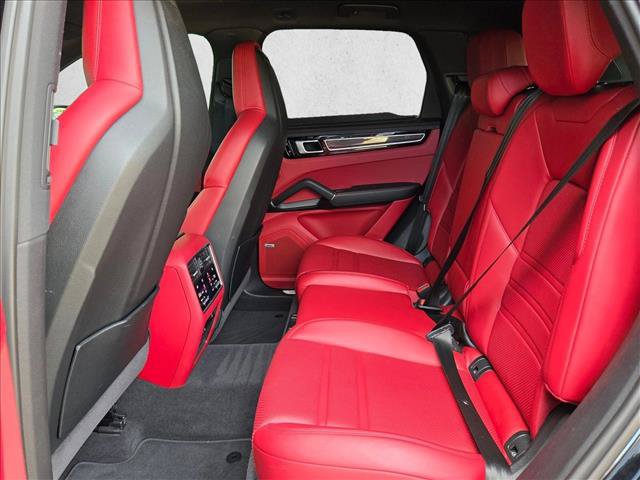 Used 2019 Porsche Cayenne AWD/4WD image 19