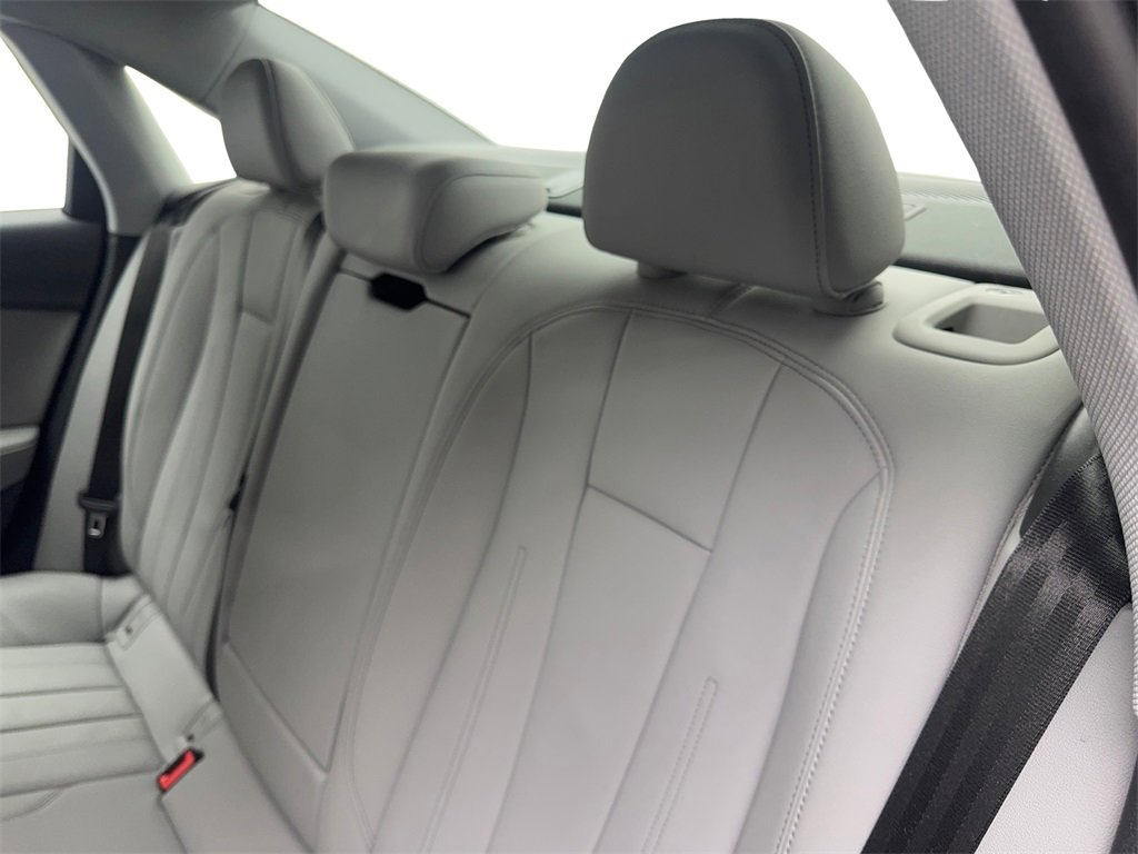 Used 2022 Audi A4 2.0T Premium Plus w/ Premium Plus Package image 35