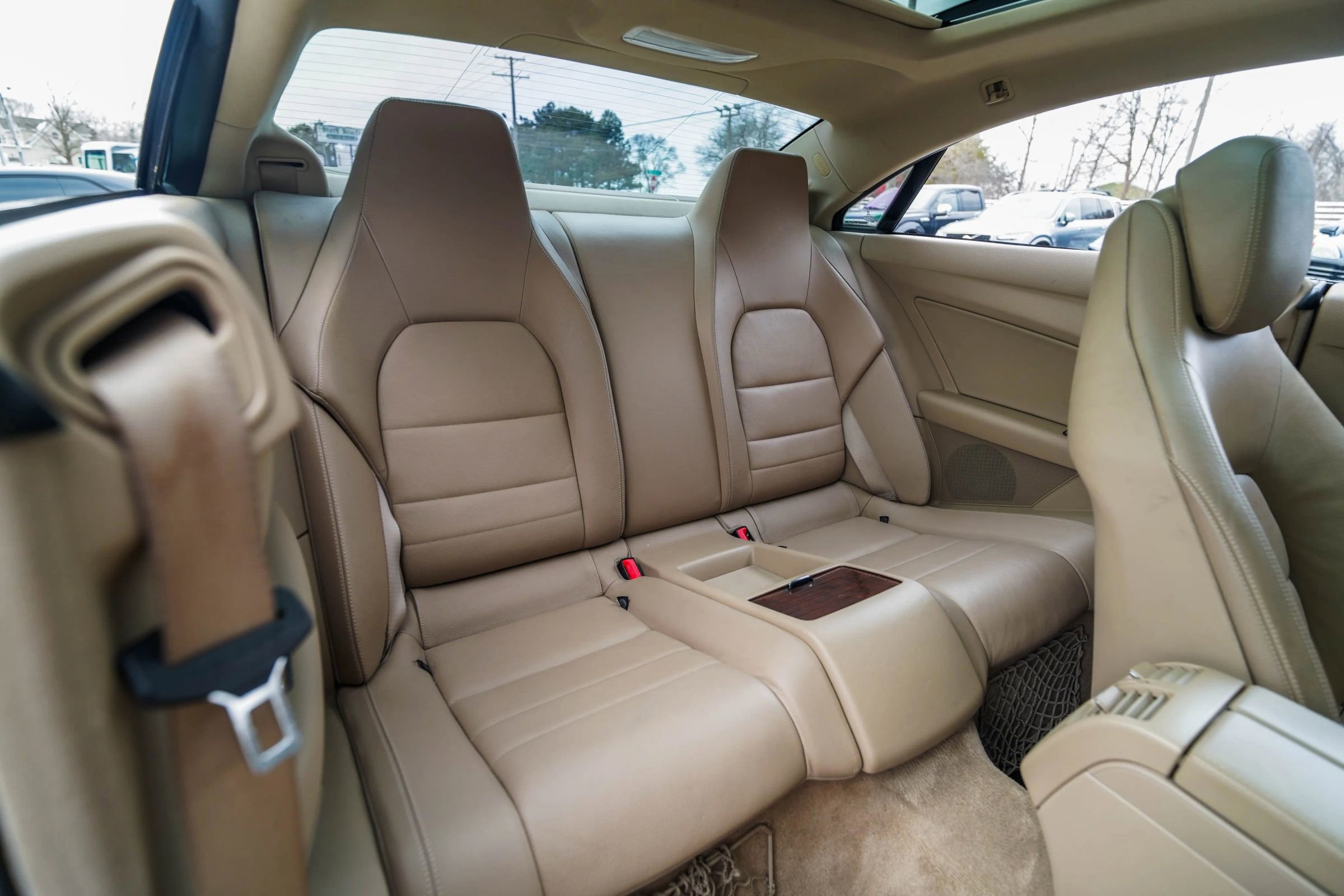 Used 2011 Mercedes-Benz E 350 E 350 Coupe 2D image 32