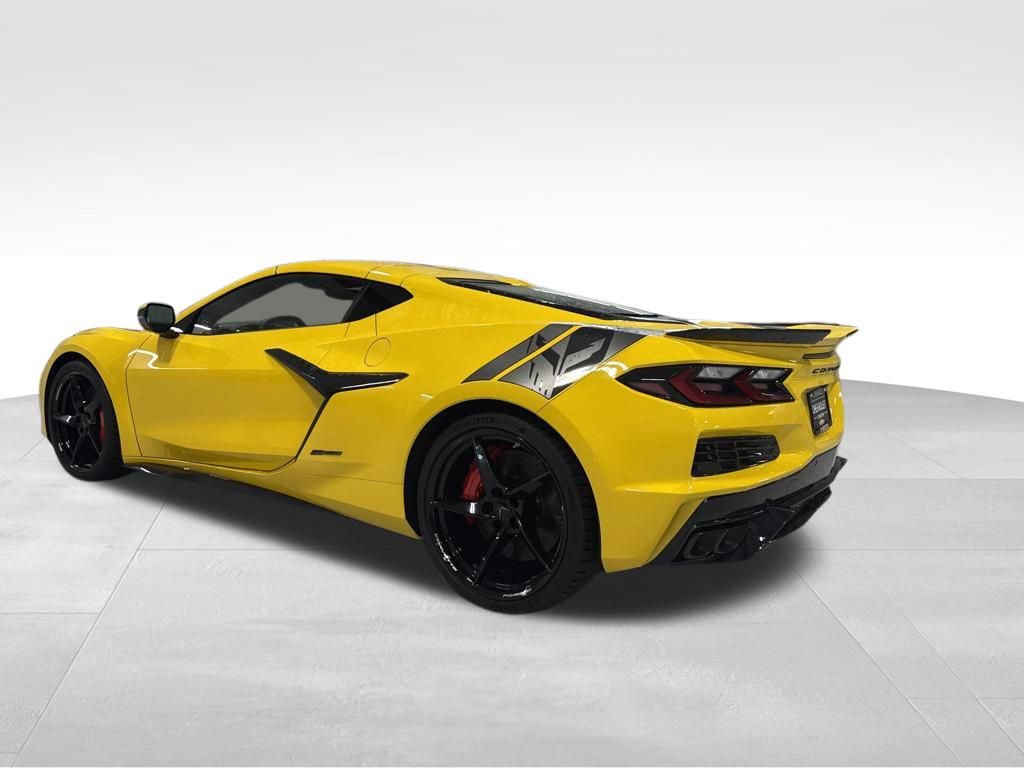 New 2025 Chevrolet Corvette E-Ray image 34