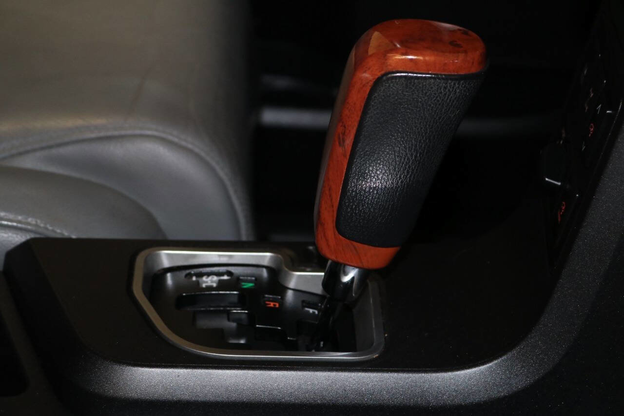 Used 2020 Toyota Sequoia Platinum image 54