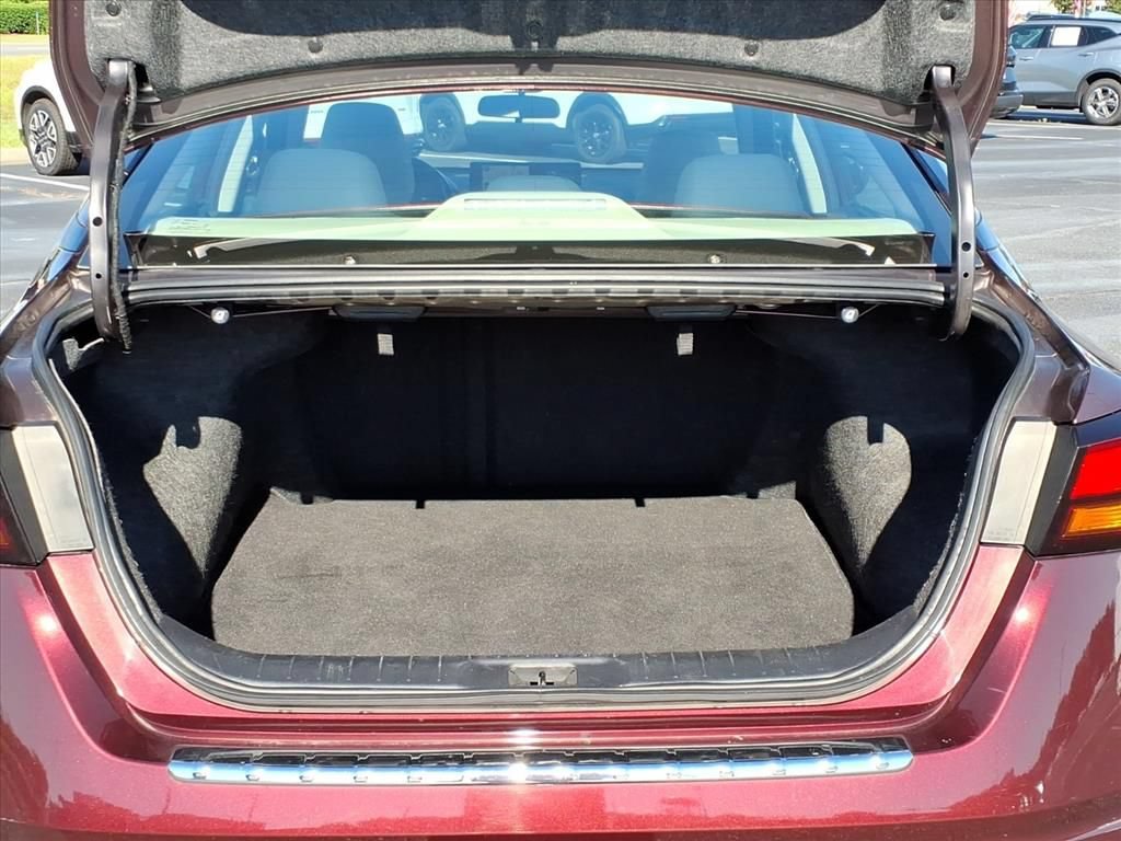 Used 2023 Nissan Altima 2.5 SV w/ SV Premium Package FWD image 21
