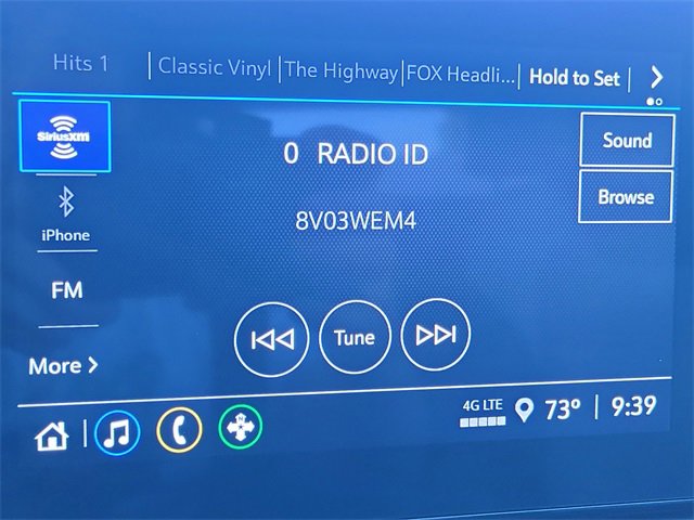 Certified 2025 Chevrolet Trax RS image 12