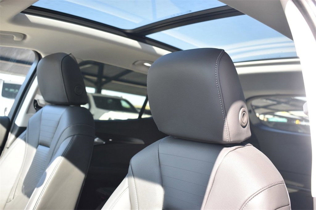 New 2025 Buick Envision Preferred image 17