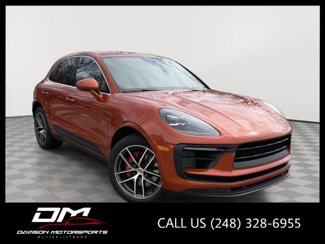Used 2022 Porsche Macan S AWD/4WD image 1
