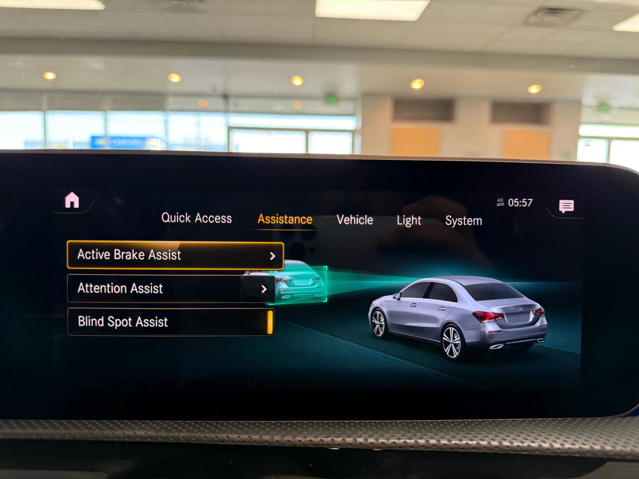 Used 2020 Mercedes-Benz A 220 w/ Premium Package image 17