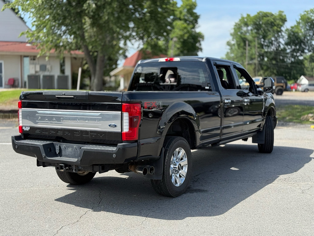 Used 2017 Ford F250 Platinum w/ Platinum Ultimate Package AWD/4WD image 4