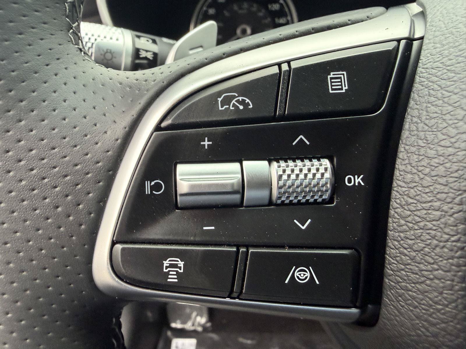 New 2027 Genesis G70 2.5T RWD image 13