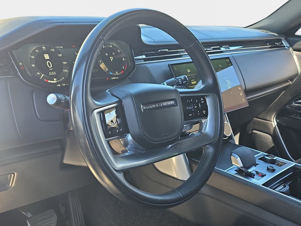 Used 2023 Land Rover Range Rover SE image 17