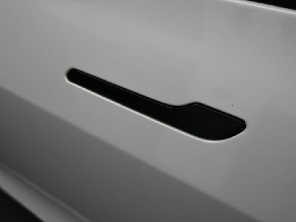 Used 2021 Tesla Model 3 Standard Range Plus image 29