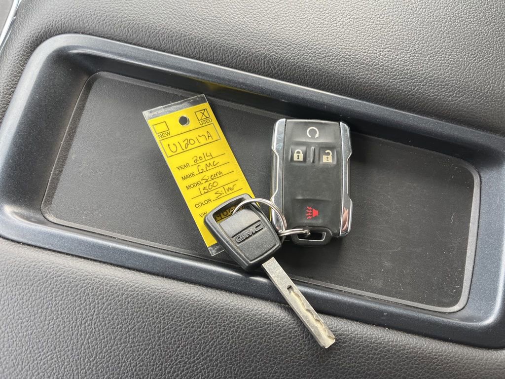 Used 2014 GMC Sierra 1500 SLT w/ Suspension Package, Off-Road image 22