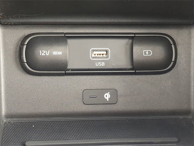 Used 2022 Kia Telluride EX w/ EX Premium Package image 21