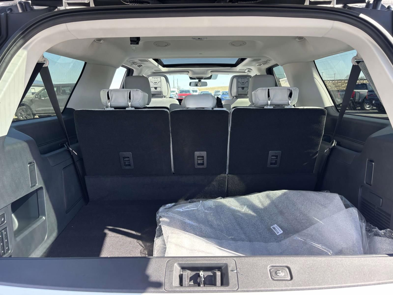 New 2026 Ford Expedition Max Platinum w/ Platinum Ultimate Package image 9