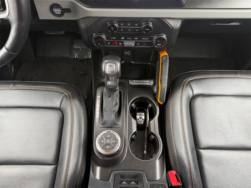 Used 2021 Ford Bronco Badlands image 15