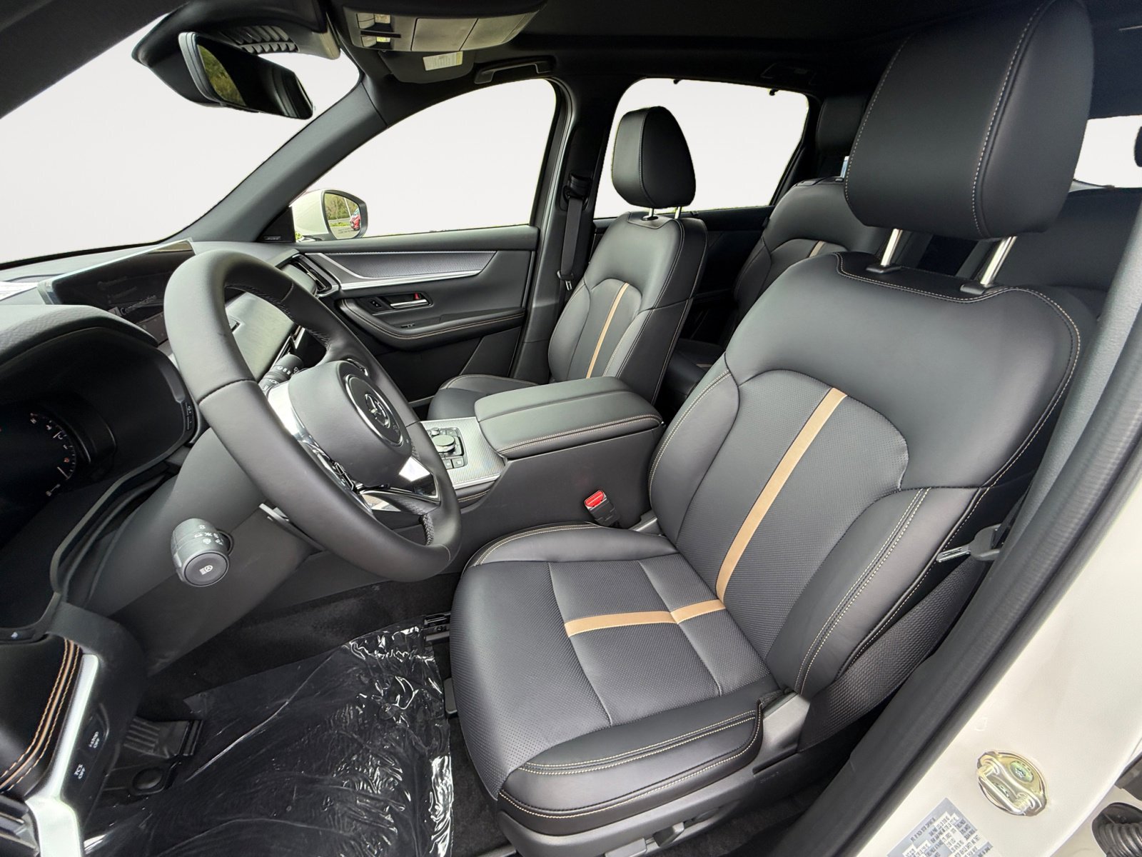 New 2025 MAZDA CX-90 3.3 Turbo w/ Premium Plus Pkg image 10