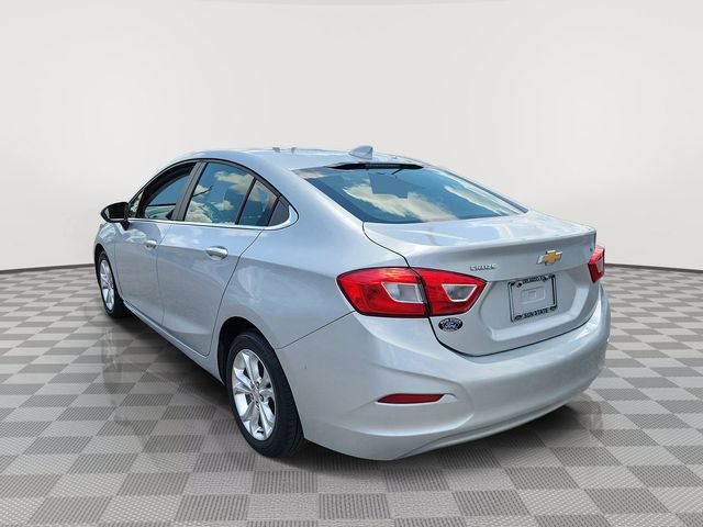 Used 2019 Chevrolet Cruze LT FWD image 4
