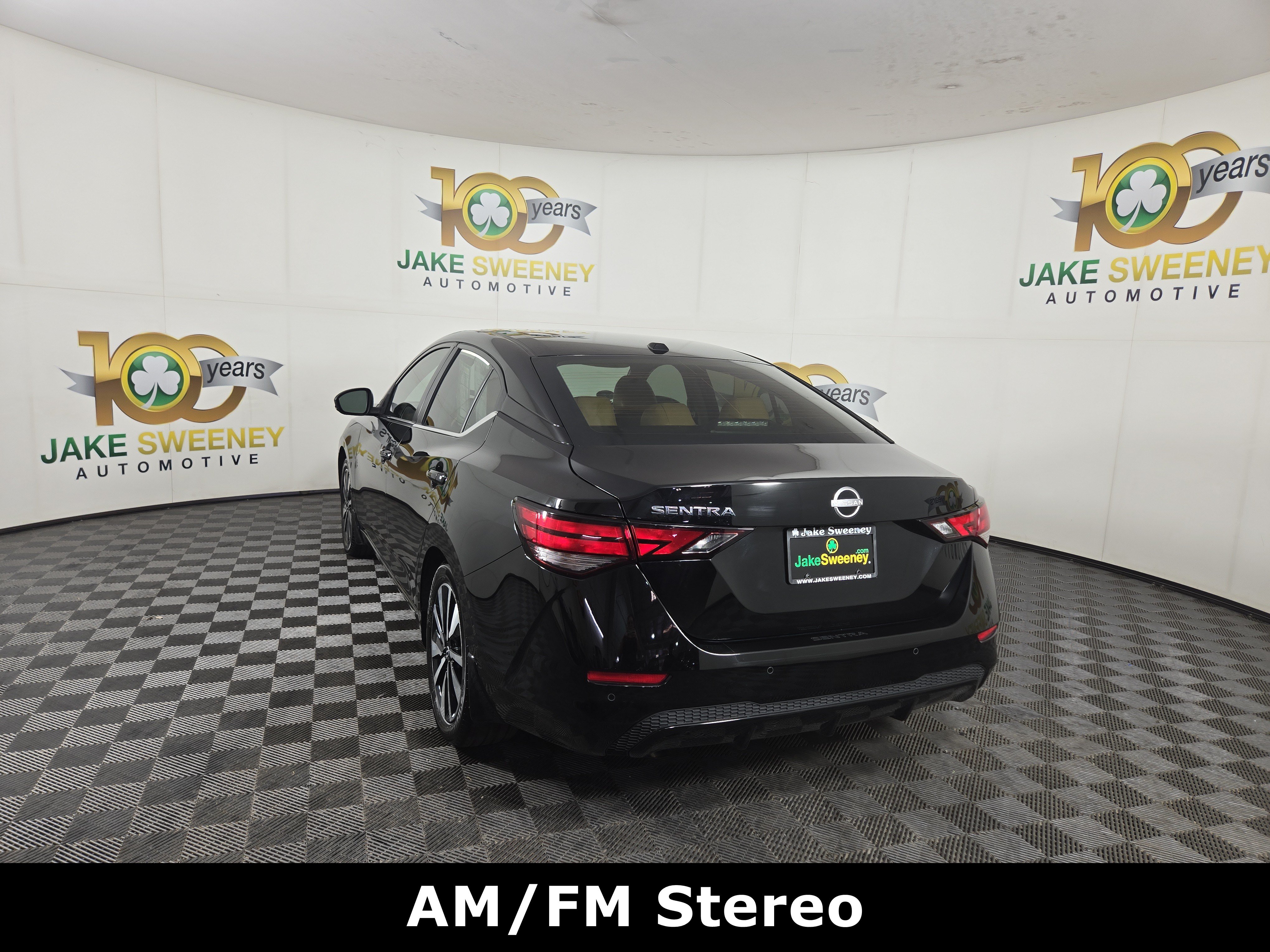 Used 2025 Nissan Sentra SV w/ SV Premium Package FWD image 6