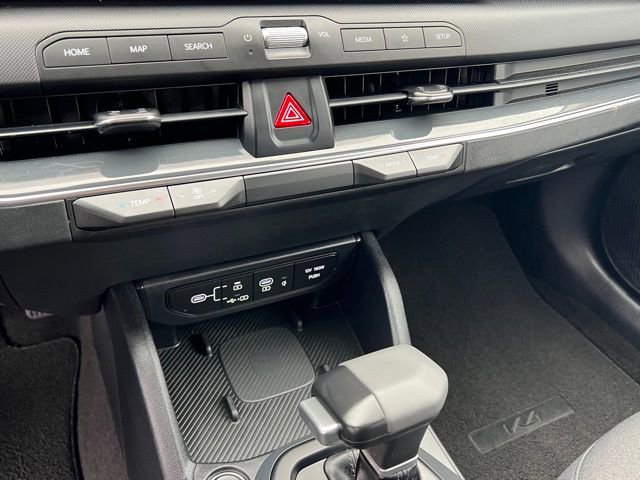 Certified 2025 Kia K4 EX image 23