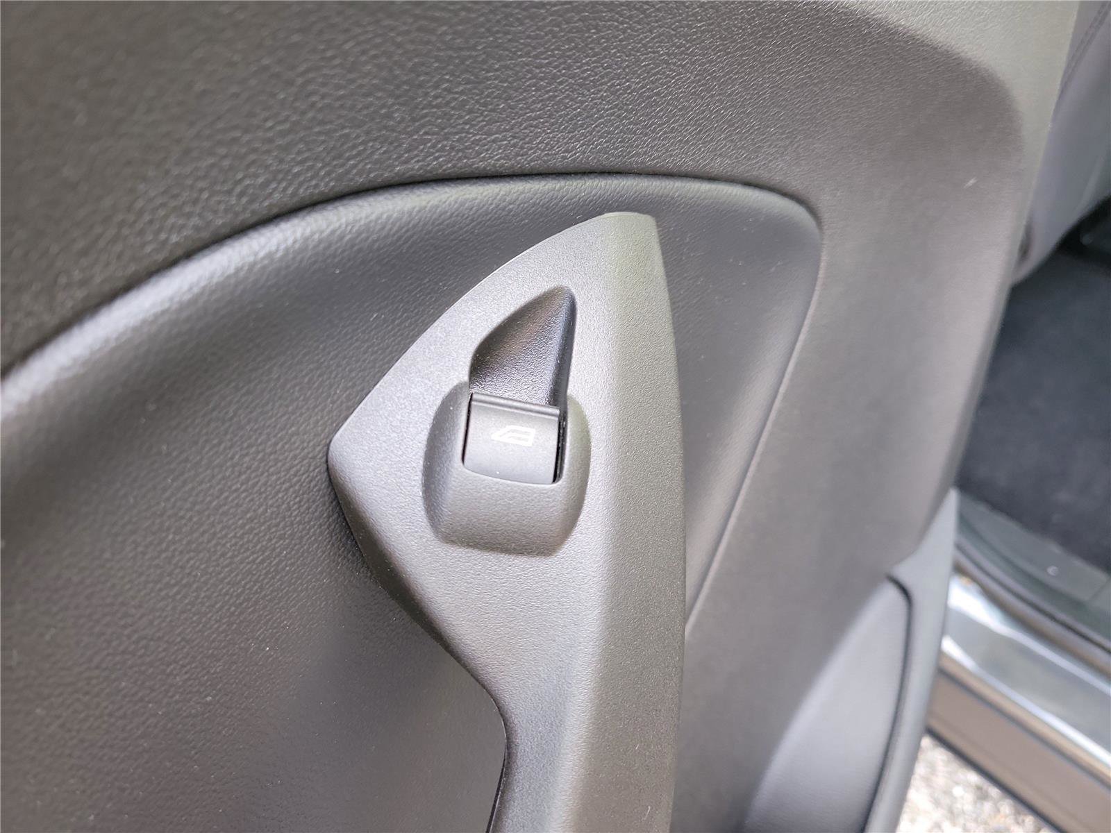 Used 2019 Ford Escape S image 14