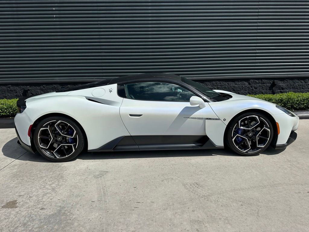 Used 2023 Maserati MC20 Coupe RWD image 10